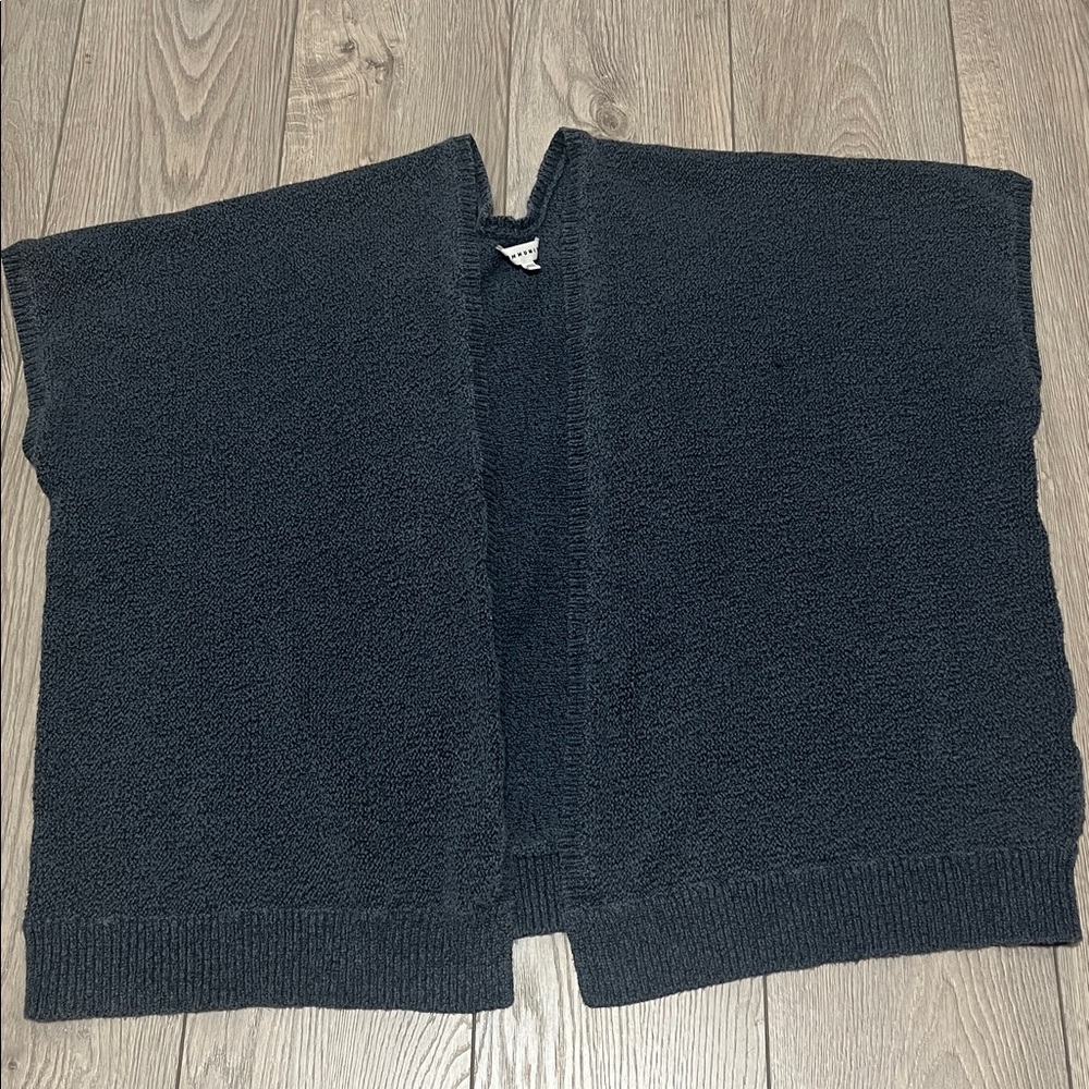 ARITZIA Community Iconic Cape Cardigan Blue Size Small - Picture 4 of 9